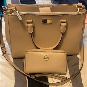 Michael kors handbag and wallet